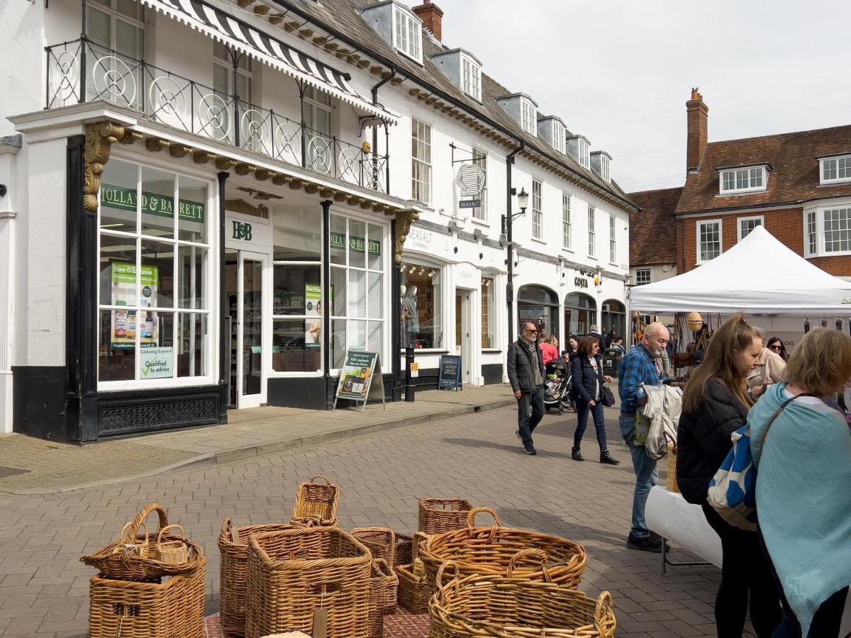 Miller Cottage A Luxury 1550'S Cottage In The Historic Centre Of Saffron Walden Exterior foto